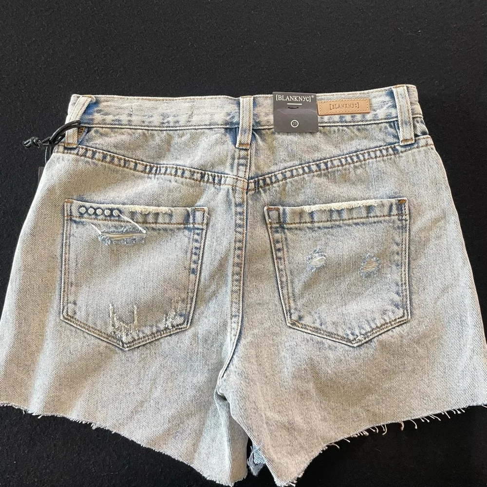 NWT‎ Blank NYC Distressed Wash Mom Denim Shorts